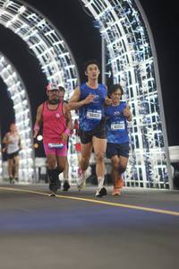BIB: 68420, 41204
                            <button type="button" onclick="openModal(20207715)" class="btn btn-primary btn-sm float-right btn-popup" data-toggle="modal" data-target=".modal-high-quality">
                        <i class="fas fa-shopping-cart"></i> Add to Cart
                    </button>
                                            <button type="button" onclick="isThisMe(20207715, true)" class="btn btn-success btn-sm float-right btn-popup btn-isme hidden" data-toggle="tooltip" data-placement="bottom" title="นี่คือรูปของคุณใช่ไหม คลิกที่นี่เพื่อเอาเข้าอัลบั้ม">
                        <i class="fas fa-plus"></i> Add to album
                    </button>
                    <button type="button" onclick="isThisMe(20207715, false)" class="btn btn-warning btn-sm float-right btn-popup btn-isnotme hidden">
                        <i class="fas fa-ban"></i> Remove from album
                    </button>